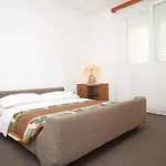 Apartament Family Friendly Seaside Nevidjane, Pasman - 8394 *