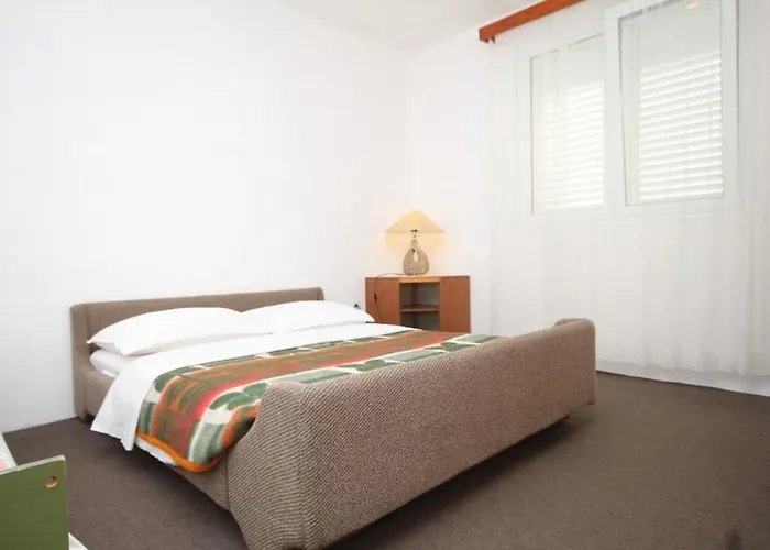 Apartament Family Friendly Seaside Nevidjane, Pasman - 8394 *