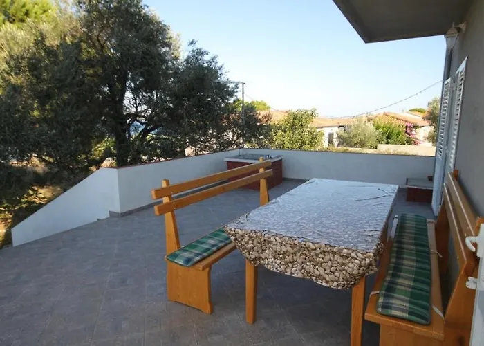 Apartament Family Friendly Seaside Nevidjane, Pasman - 8394 *