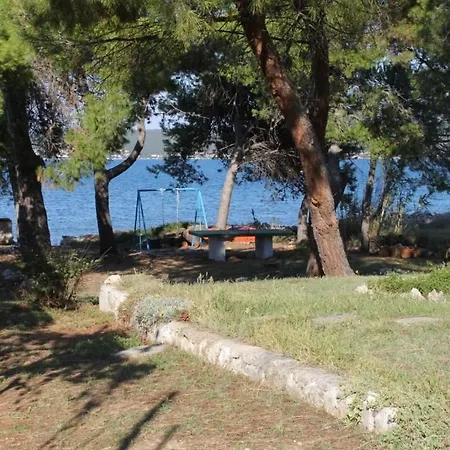 Apartamento Family Friendly Seaside Nevidjane, Pasman - 8394 *