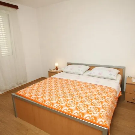 Appartamento Family Friendly Seaside Nevidjane, Pasman - 8394